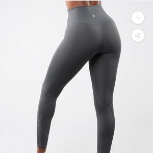 ✨BuffBunny Step Up Leggings✨